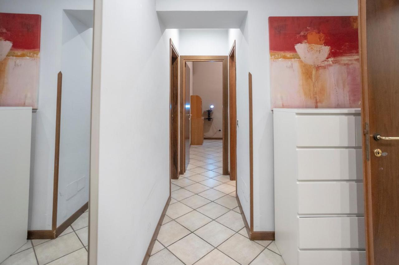 Homehouse Giulio Cesare-San Pietro Rome Buitenkant foto